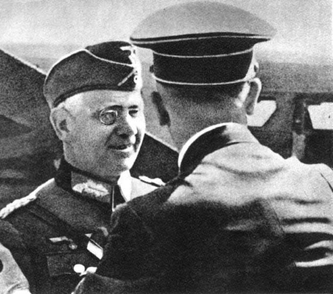 Reichenau meets Adolf Hitler in Poland