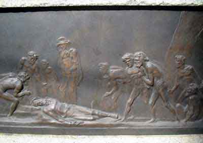 Left side panel: The discovery of Burke's remains. Hero but pitiful failure. 