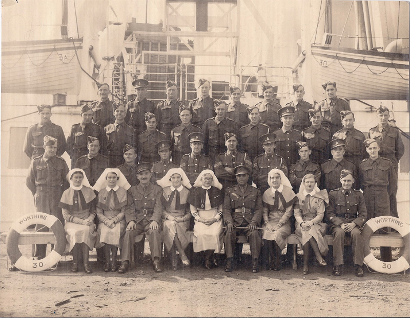 Picture of the crew of the Hospital Ship Worthing click to enlarge