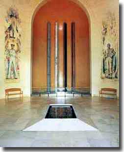 The Tomb of the Unkown Australian Soldier killed in the war of 1914-1918. 
 At the Australian War Memorial Canberra