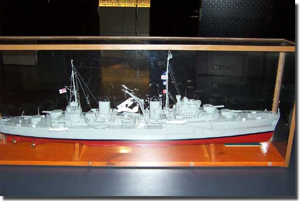 A fine model of HMAS Sydney