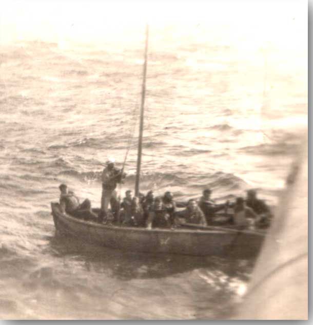 Rescue of sailors from steamer Yorktown