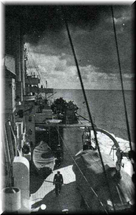 Starboard deck, looking forward onboard HMAS Canberra.